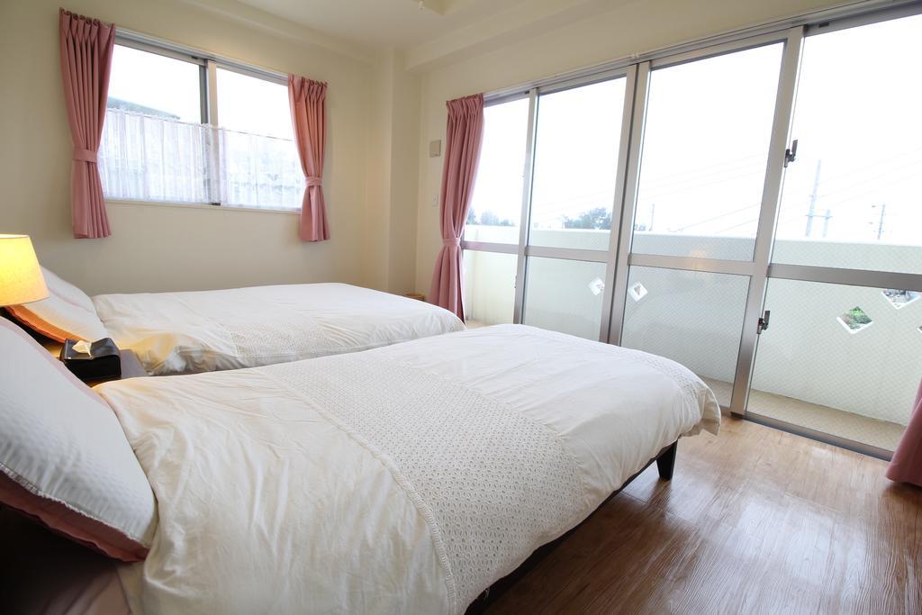 Okinawa Yaka Villa Igei Exteriör bild